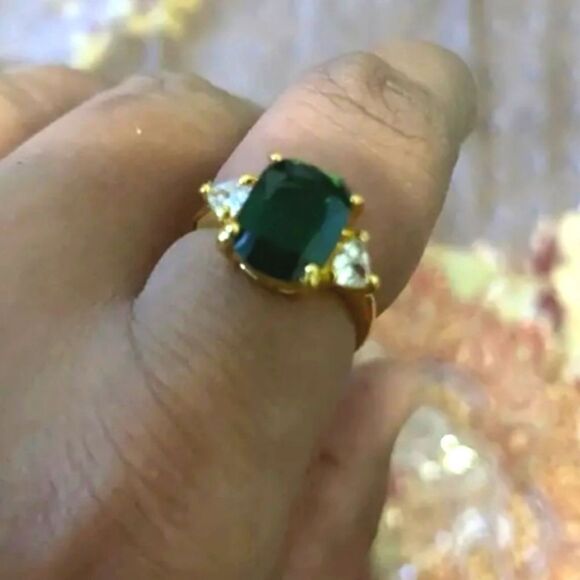 14k golden emrald green engagement ring sz 8 - Picture 6 of 10